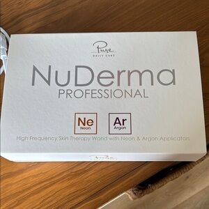 NuDerma Professional Skincare Wand - White